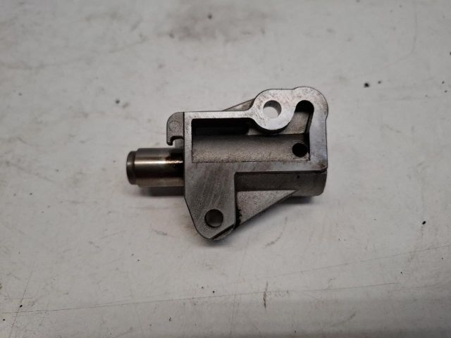 bontott KIA SPORTAGE Vezérlés Lánc / Szíj Feszítő Görgő