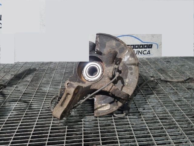 bontott KIA SPORTAGE Bal első Csonkállvány