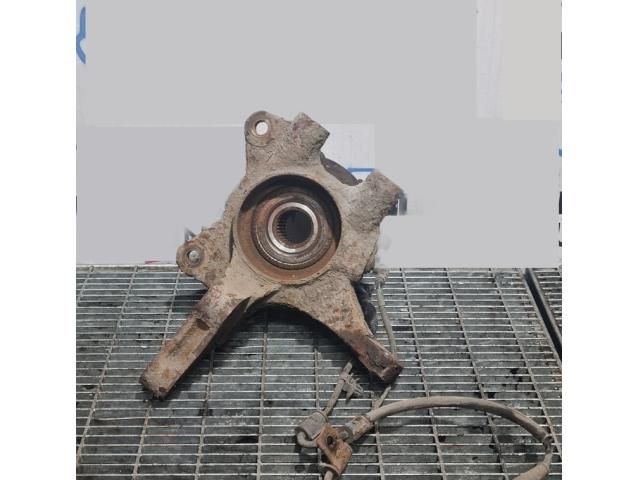 bontott KIA SPORTAGE Bal első Csonkállvány