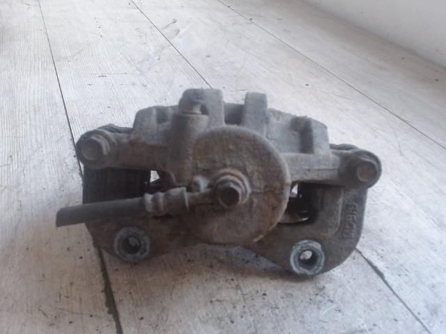 bontott KIA SPORTAGE Bal első Féknyereg Munkahengerrel