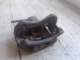 bontott KIA SPORTAGE Bal első Féknyereg Munkahengerrel