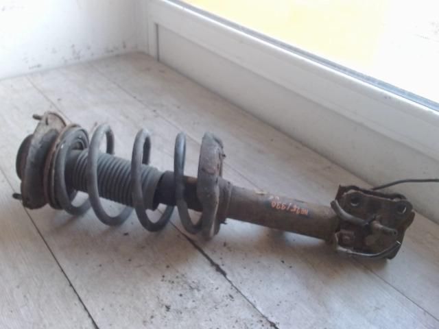 bontott KIA SPORTAGE Bal első Gólyaláb (Lengécsillapító, Rugó)