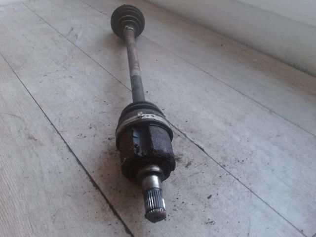 bontott KIA SPORTAGE Bal hátsó Féltengely