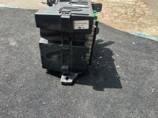 bontott KIA SPORTAGE Biztosítéktábla Motortér