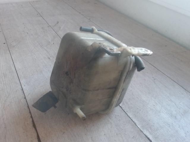 bontott KIA SPORTAGE Kiegyenlítő Tartály