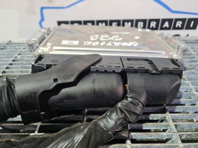 bontott KIA SPORTAGE Motorvezérlő