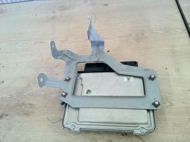 bontott KIA SPORTAGE Motorvezérlő