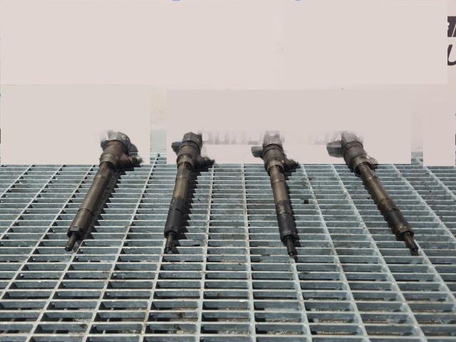 bontott KIA SPORTAGE Porlasztó (1 db)