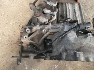 bontott KIA SPORTAGE Váltó (Mechanikus)