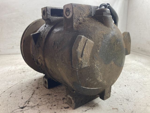 bontott KIA SPORTAGE Klímakompresszor