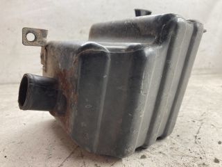 bontott KIA SPORTAGE Rezonátor