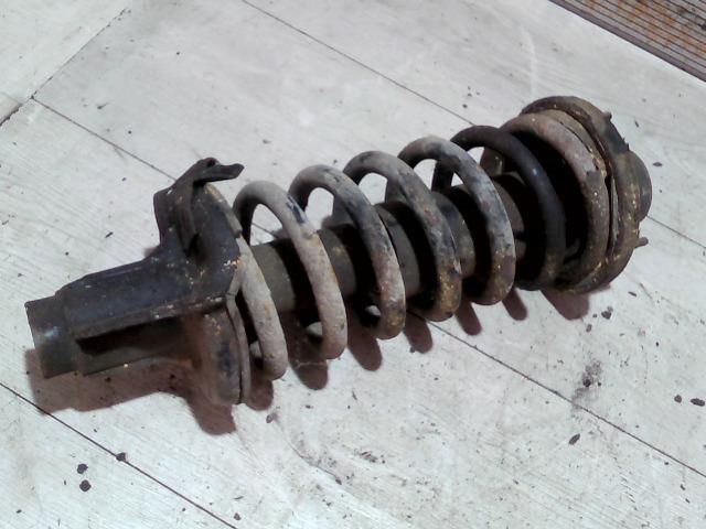 bontott KIA SPORTAGE Bal első Lengéscsillapító