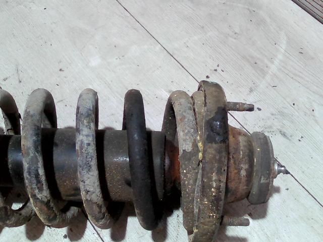 bontott KIA SPORTAGE Bal első Lengéscsillapító