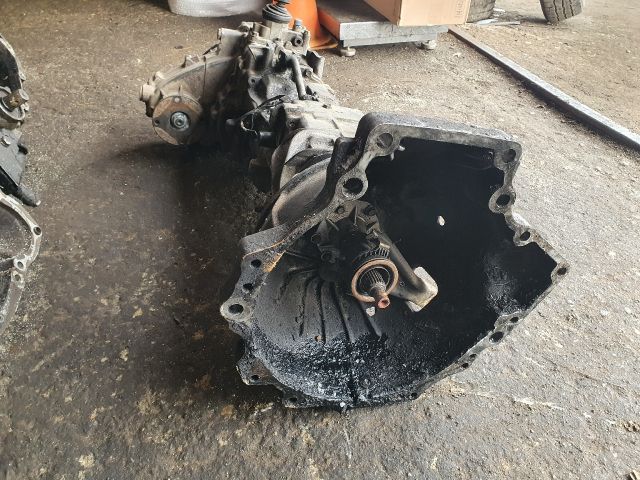 bontott KIA SPORTAGE Váltó (Mechanikus)