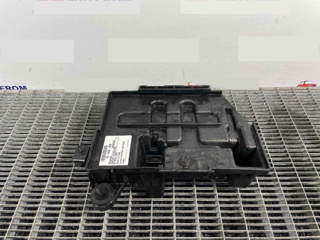 bontott KIA SPORTAGE Akkumulátor Tartó