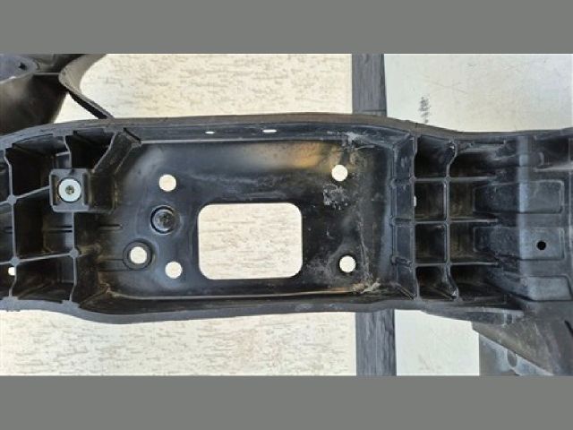 bontott KIA SPORTAGE Alsó Kereszttartó