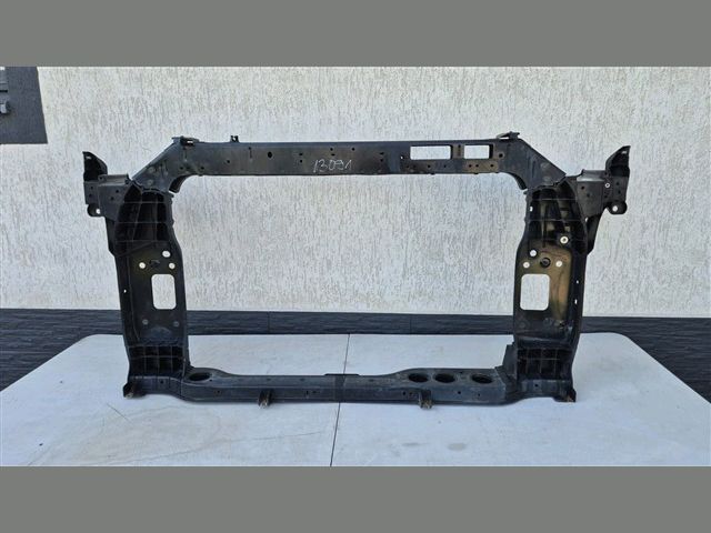 bontott KIA SPORTAGE Alsó Kereszttartó