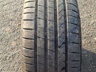 bontott KIA SPORTAGE Alufelni Gumival (1 db)