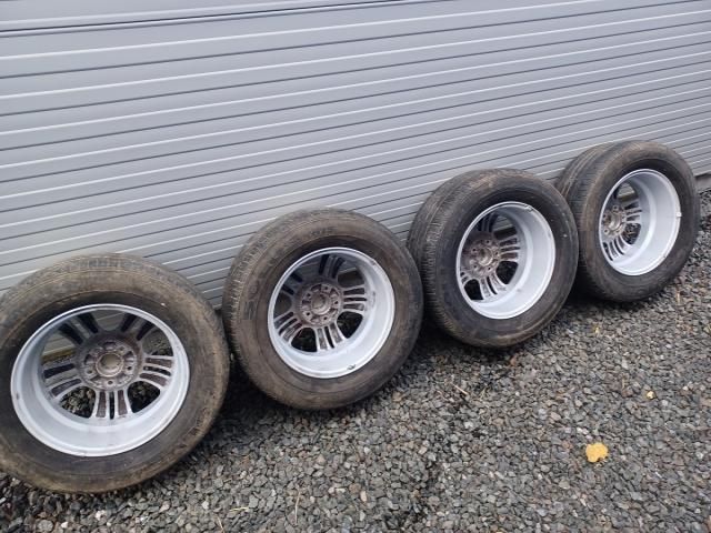 bontott KIA SPORTAGE Alufelni Szett Gumival