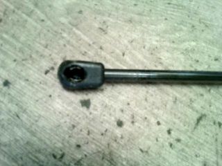 bontott KIA SPORTAGE Bal Csomagtérajtó Ajtóhatároló