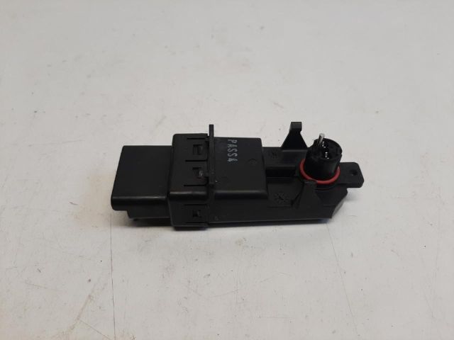 bontott KIA SPORTAGE Bal első Ablakemelő Elektronika