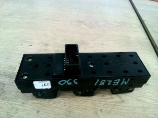 bontott KIA SPORTAGE Bal első Ablakemelő Kapcsoló