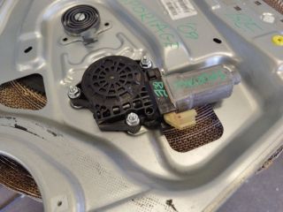 bontott KIA SPORTAGE Bal első Ablakemelő Szerkezet (Elektromos)