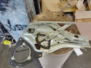 bontott KIA SPORTAGE Bal első Ablakemelő Szerkezet (Elektromos)