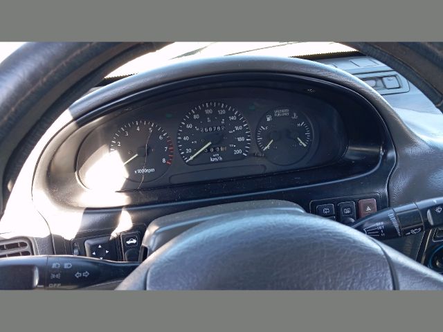 bontott KIA SPORTAGE Bal első Ablaktörlő Kar