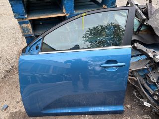 bontott KIA SPORTAGE Bal első Ajtó (Részeivel)