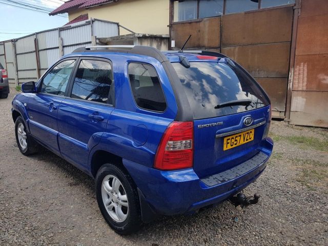 bontott KIA SPORTAGE Bal első Ajtó (Üres lemez)