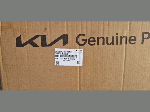 bontott KIA SPORTAGE Bal első Ajtó (Üres lemez)