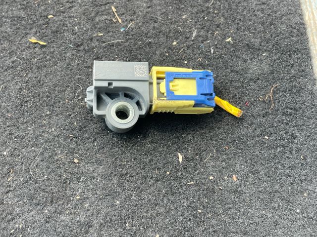 bontott KIA SPORTAGE Bal első Oldal Ütközés Érzékelő