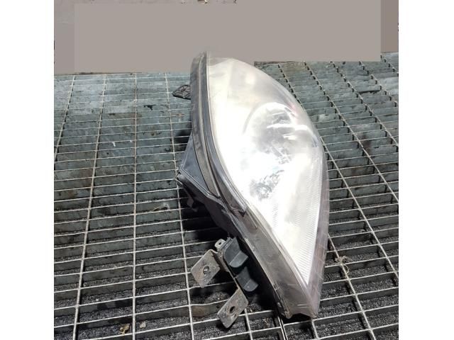 bontott KIA SPORTAGE Bal Fényszóró