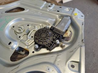 bontott KIA SPORTAGE Bal hátsó Ablakemelő Szerkezet (Elektromos)