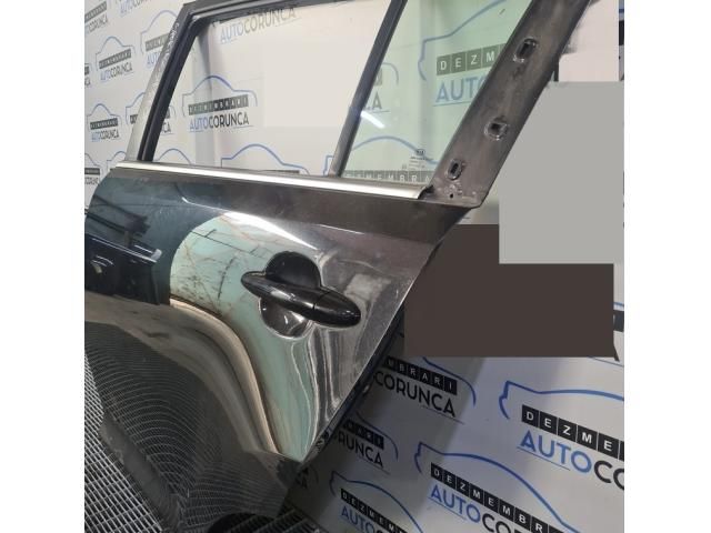 bontott KIA SPORTAGE Bal hátsó Ajtó (Üres lemez)