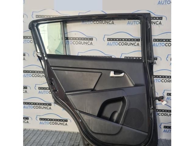 bontott KIA SPORTAGE Bal hátsó Ajtó (Üres lemez)