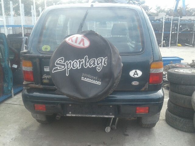 bontott KIA SPORTAGE Bal hátsó Ajtó (Üres lemez)