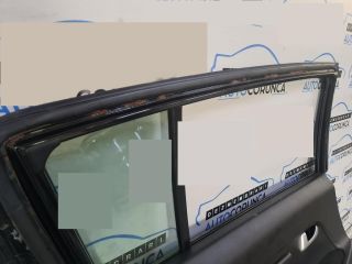 bontott KIA SPORTAGE Bal hátsó Ajtó (Üres lemez)