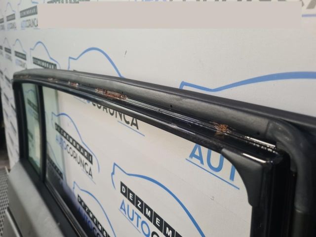 bontott KIA SPORTAGE Bal hátsó Ajtó (Üres lemez)