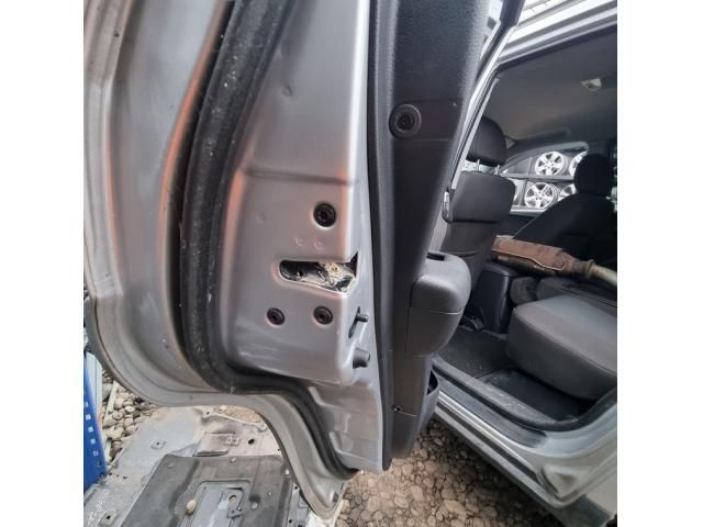 bontott KIA SPORTAGE Bal hátsó Ajtó (Üres lemez)