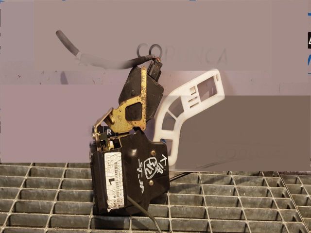 bontott KIA SPORTAGE Bal hátsó Ajtózár