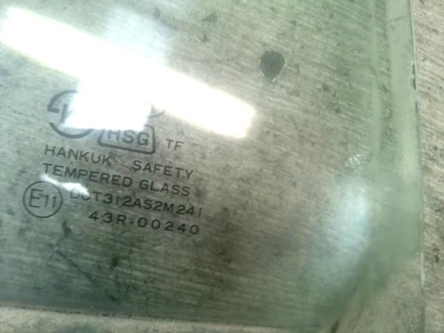 bontott KIA SPORTAGE Bal hátsó Fixüveg (Ajtóban)