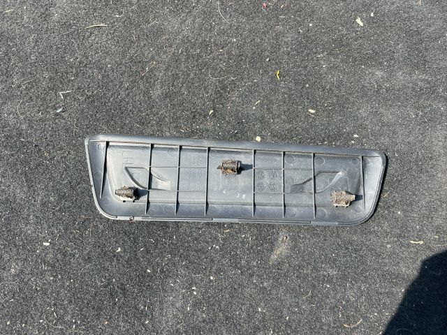 bontott KIA SPORTAGE Bal hátsó Küszöb Díszléc