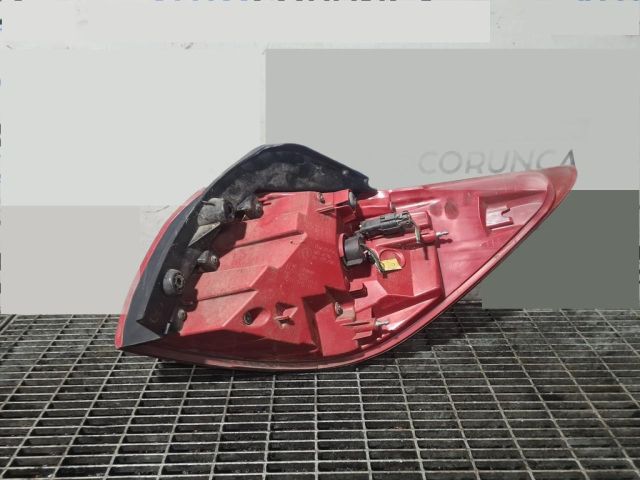 bontott KIA SPORTAGE Bal Hátsó Lámpa