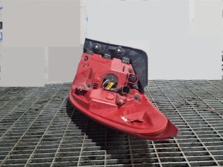 bontott KIA SPORTAGE Bal Hátsó Lámpa