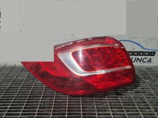 bontott KIA SPORTAGE Bal Hátsó Lámpa