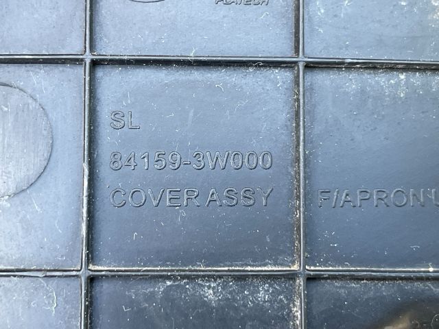 bontott KIA SPORTAGE Bal Sárvédő Csavar Burkolat