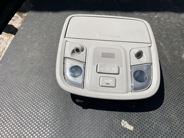 bontott KIA SPORTAGE Beltér Világítás Első