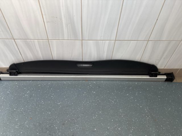 bontott KIA SPORTAGE Csomagtér Roló